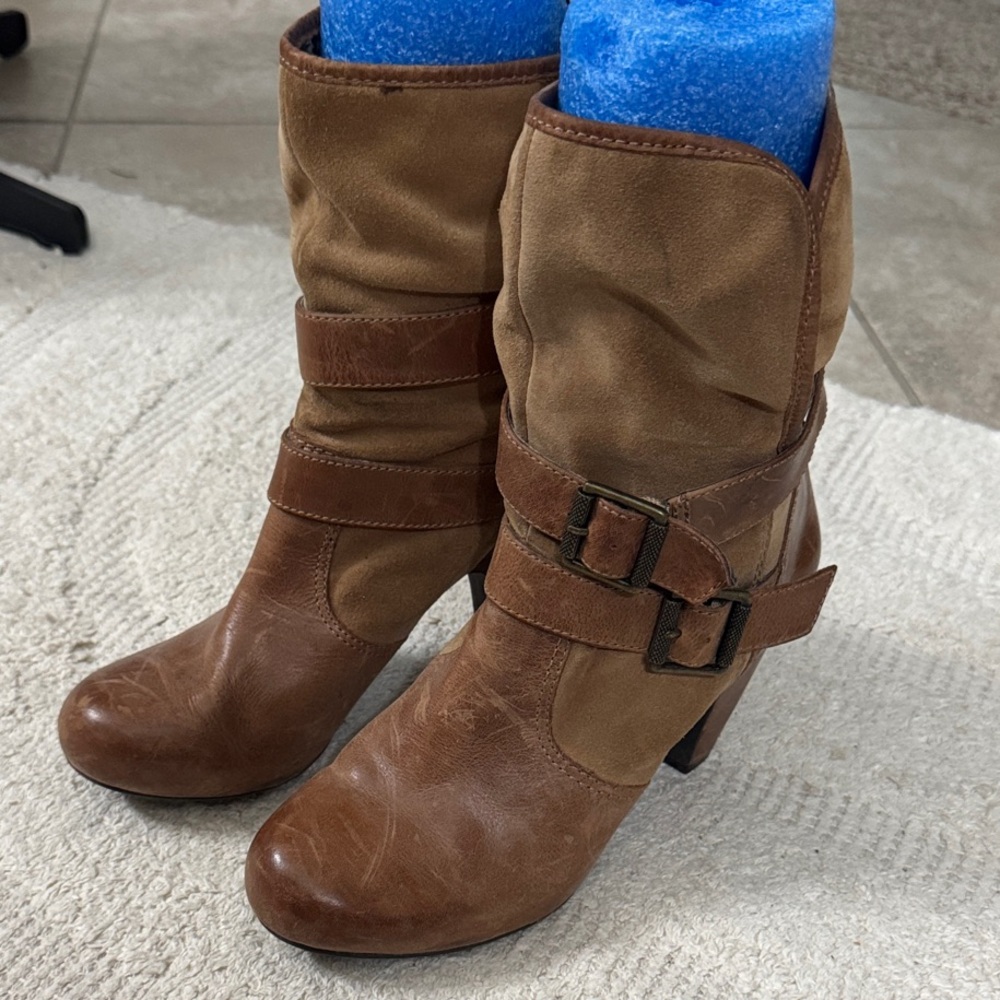 Gianni Bini Brown Leather/Suede Buckle high heel Boots
